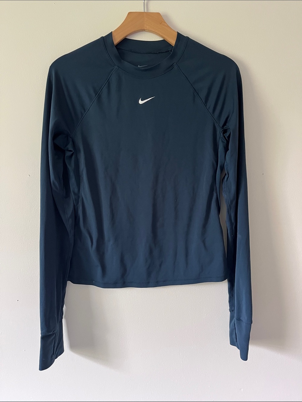 Nike Dark Blue Long Sleeve Performance Top with White Logo Size Medium